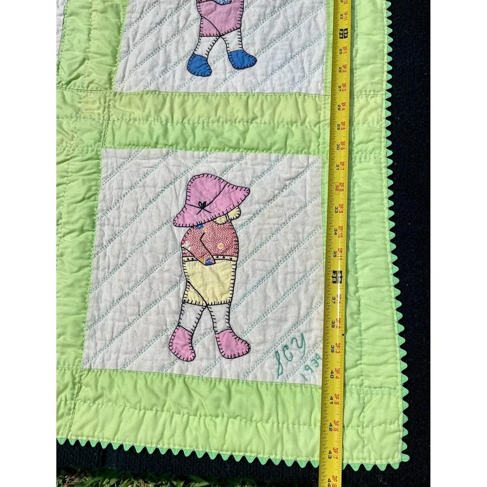 Vintage Sunbonnet Sue Quilt 42x43 Signed SCY 1934 Handmade‎ Child Blanket Quilt